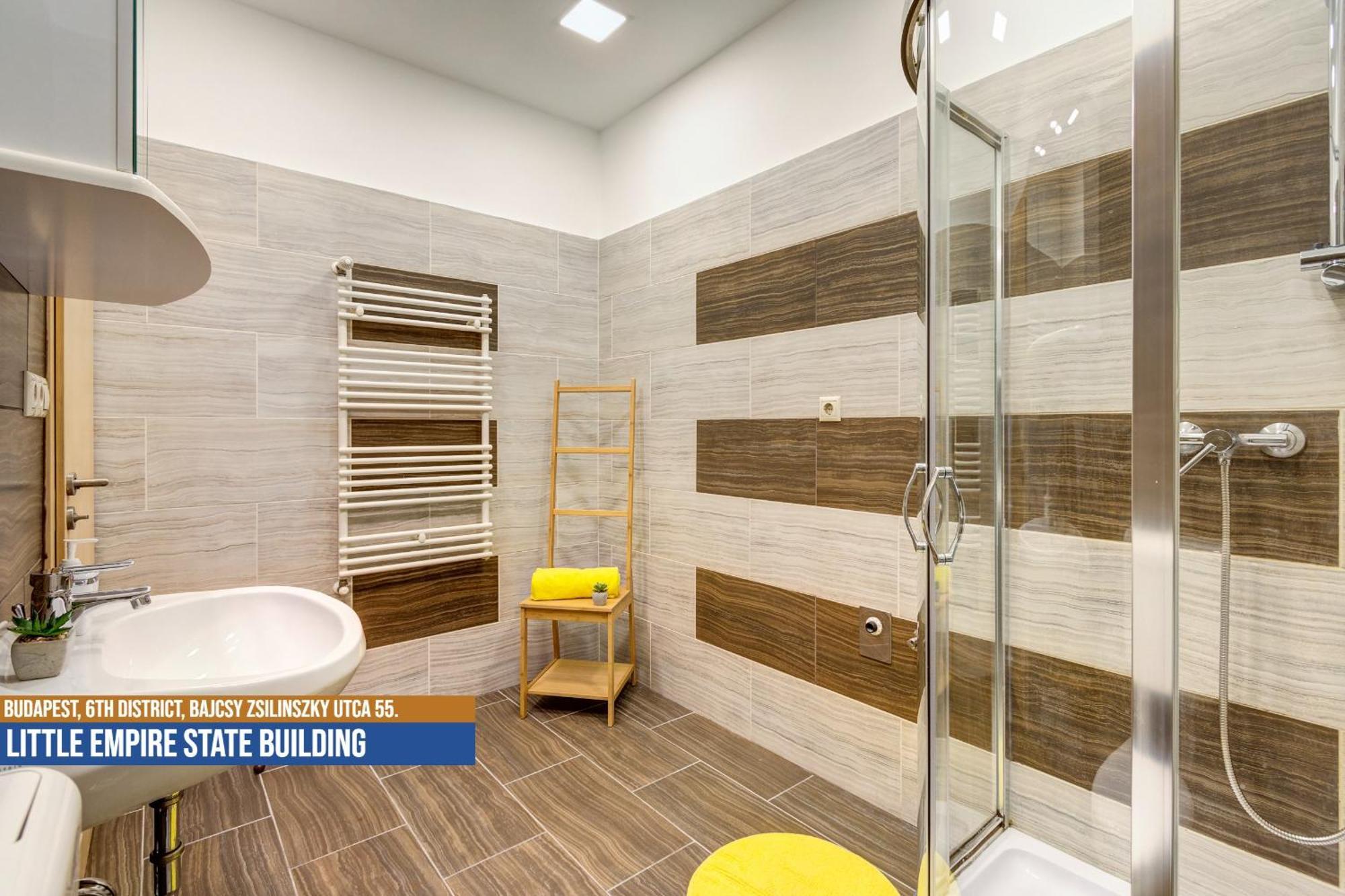 Little Americas Westend Residence Apartments Budapest Ngoại thất bức ảnh